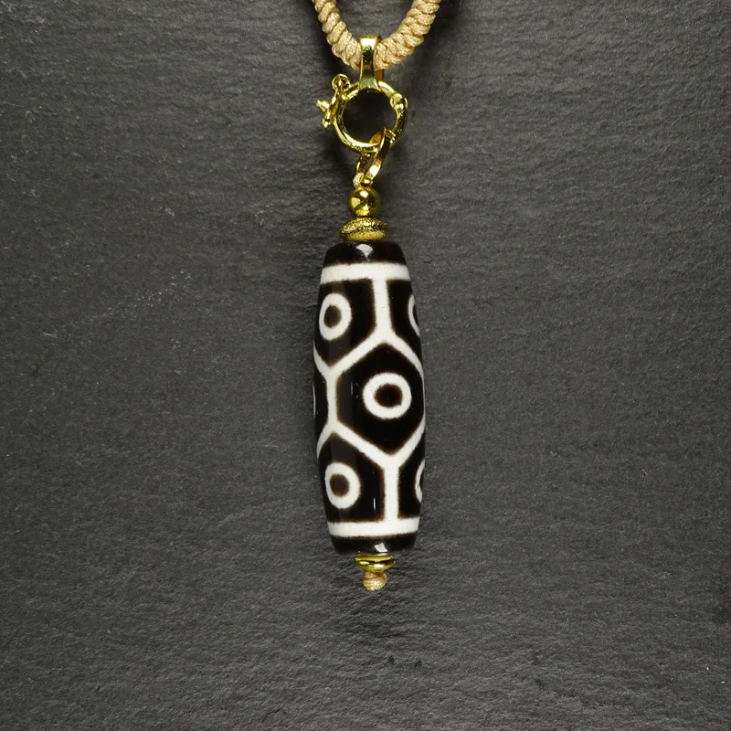 Natural Tibetan genuine tortoise shell nine-eyed tiger tooth Dzi bead pendant versatile necklace approximately 14*38mm