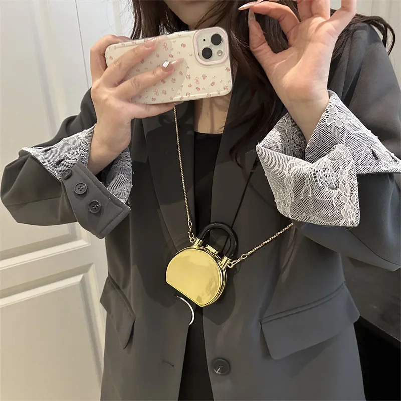 

Mini Glossy Red Envelope Shoulder Bag Women's Versatile Acrylic Box Bag for Various Occasions