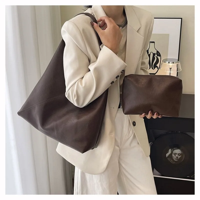 

Stylish Modern Diaper Bag Handbag One Shoulder Road Trip Crossbody Exquisite Charming Dainty Elegant Organized Functional