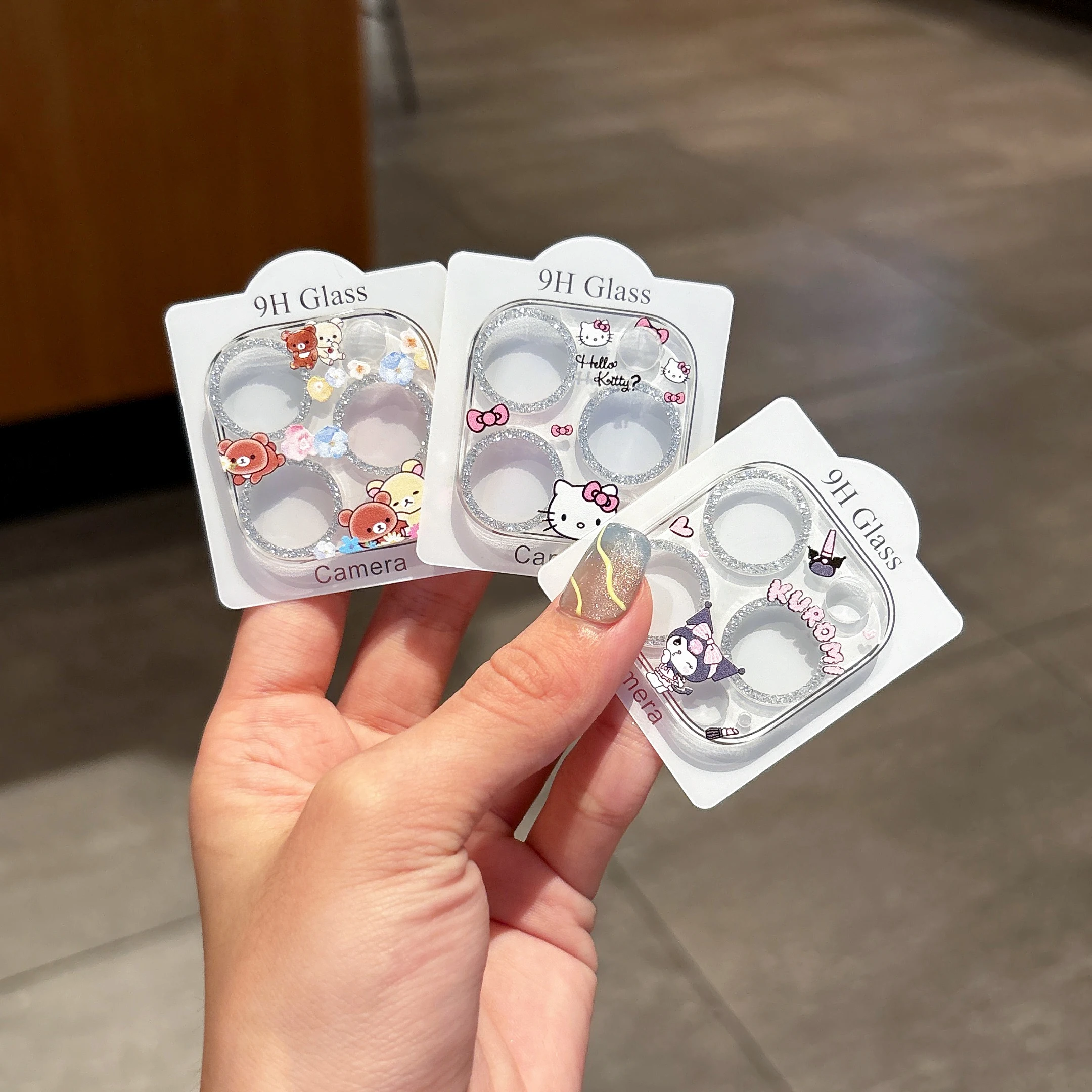 بريق بلينغ حامي عدسة الكاميرا آيفون 17 16 15 14 برو ماكس 16 13 واقيات الشاشة الزجاجية الواقية سانريو كيتي