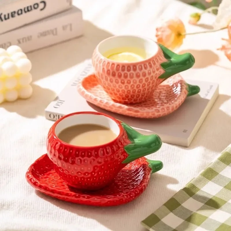 Tasse à fraises en céramique, ensemble de plats, tasse à café, plat à Dessert, tasse à lait, tasse de Couple, tasse d'eau, tasses à thé, tasse Double couche de couleur sous glaçure
