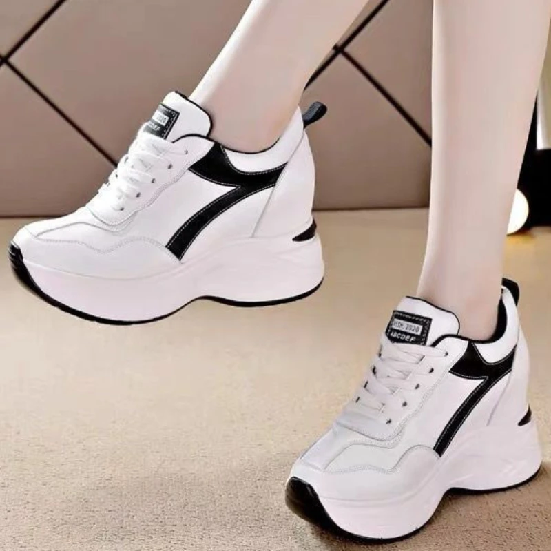 Autumn New Platform Shoes for Women 2023 Fashion Lace Up Pu Leather Chunky Sneakers for Women Outdoor Femlae Casual Sport Shoes