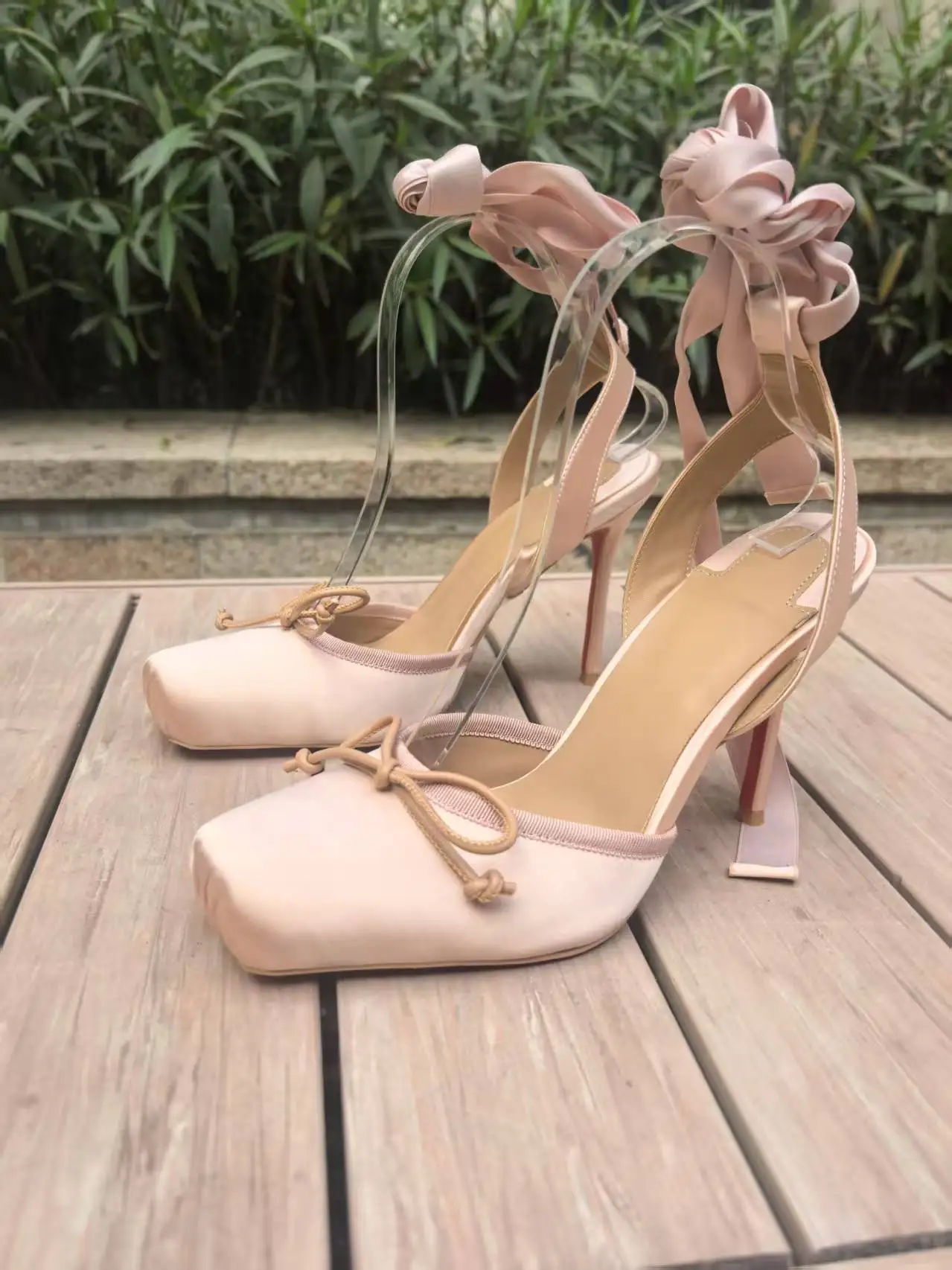 

Niche Design Pig Nose Ballet Shoes Satin Square Toe Lace-Up High Heels Women Stiletto Shallow Bow Closed Toe Sandals