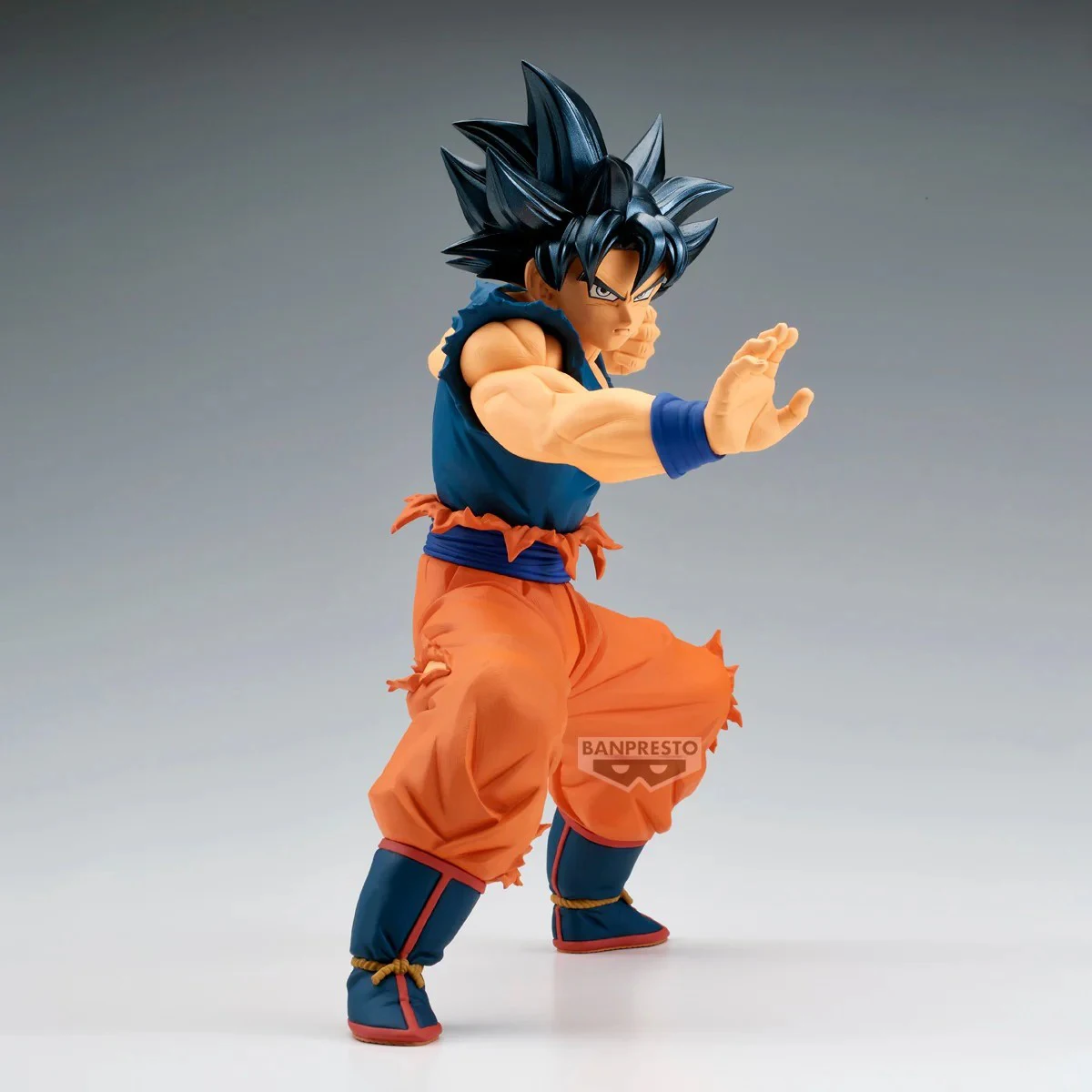 Original Banpresto Son Goku Ultra Instinct Sign Grandista Series NO.3 Anime Figures Collectible Model Toy Ornament