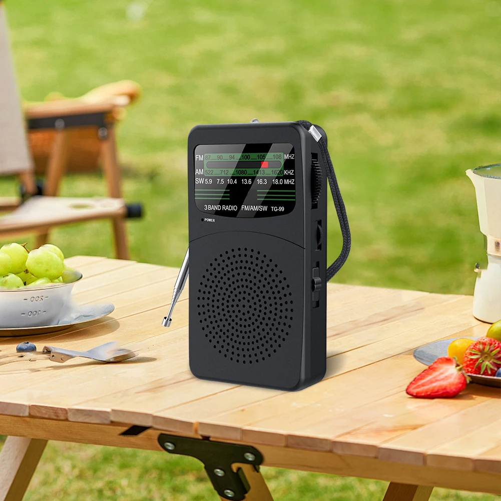 راديو AM FM SW محمول مع مصباح يدوي LED مع مقبس سماعة أذن للتخييم في الهواء الطلق وهدايا الطوارئ لكبار السن