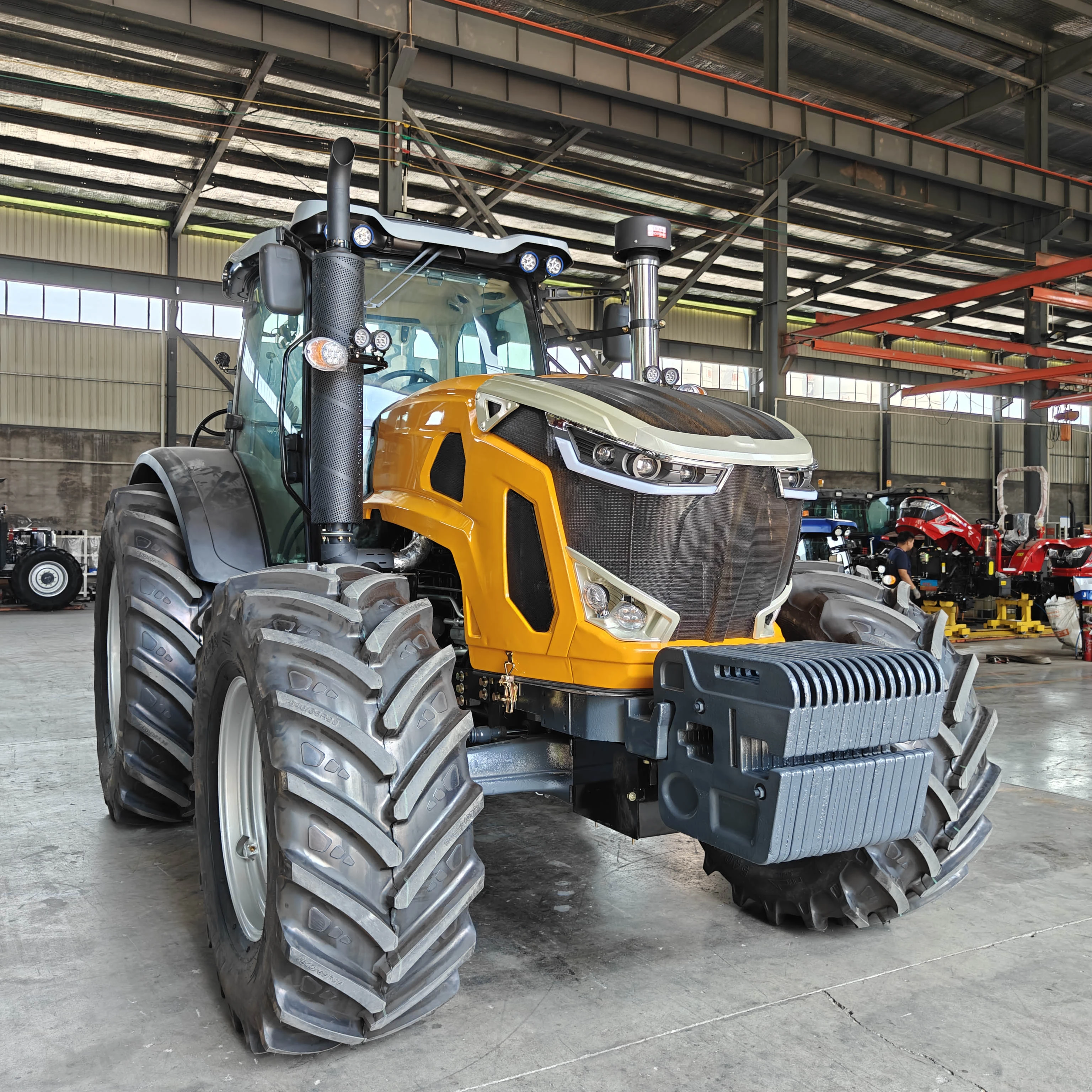 Large radial tire 4wd agricultural tractor with high-end dashboard agricultural tractor
