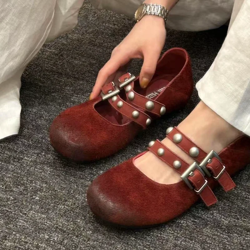 

Rivet Buckle Single Shoes Autumn New Round Toe Shallow Mouth One Strap Soft Sole Non-slip Comfortable Flats