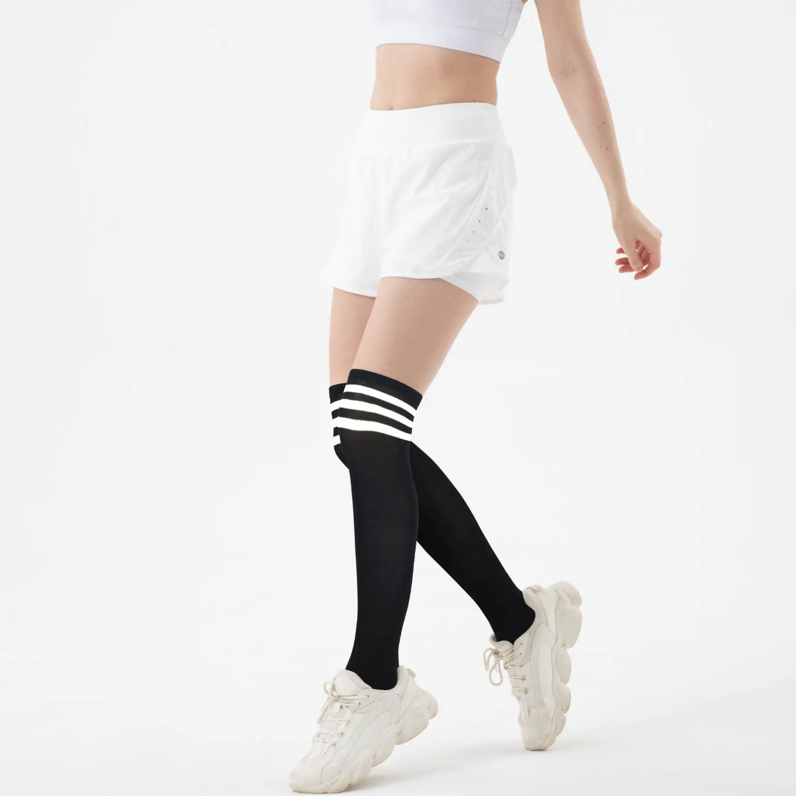 Intgoodluckycc الفخذ العليا الجوارب للنساء القوطي لطيف Kawaii مخطط فوق جوارب طويلة جوارب طويلة إلى الركب
