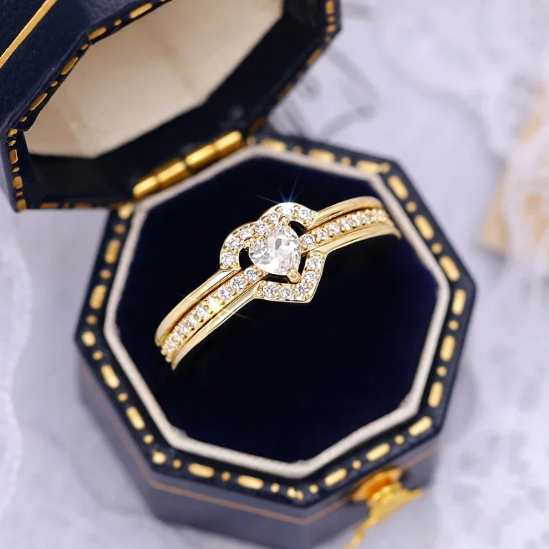 Huitan Modern Fashion Heart Design Women Rings for Engagement Wedding Dazzling Crystal Cubic Zirconia Love Eternity Ring Jewelry