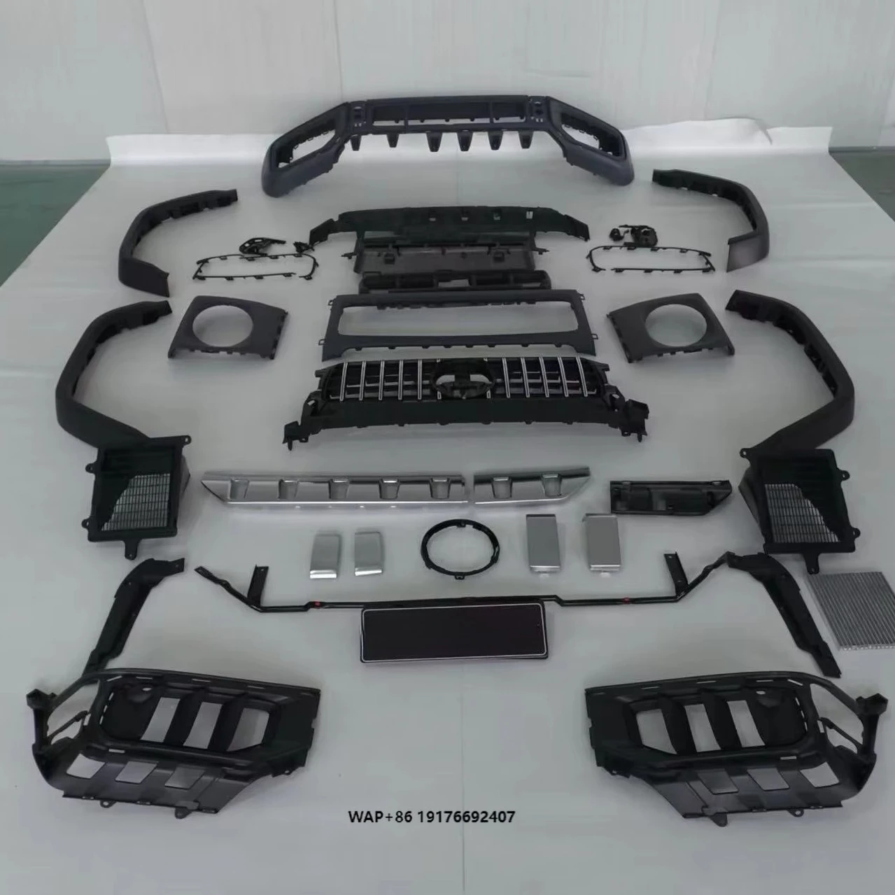 

New Condition ABS Material Bodykit and Rear Grille Cover for Benc W465 Performance Parts