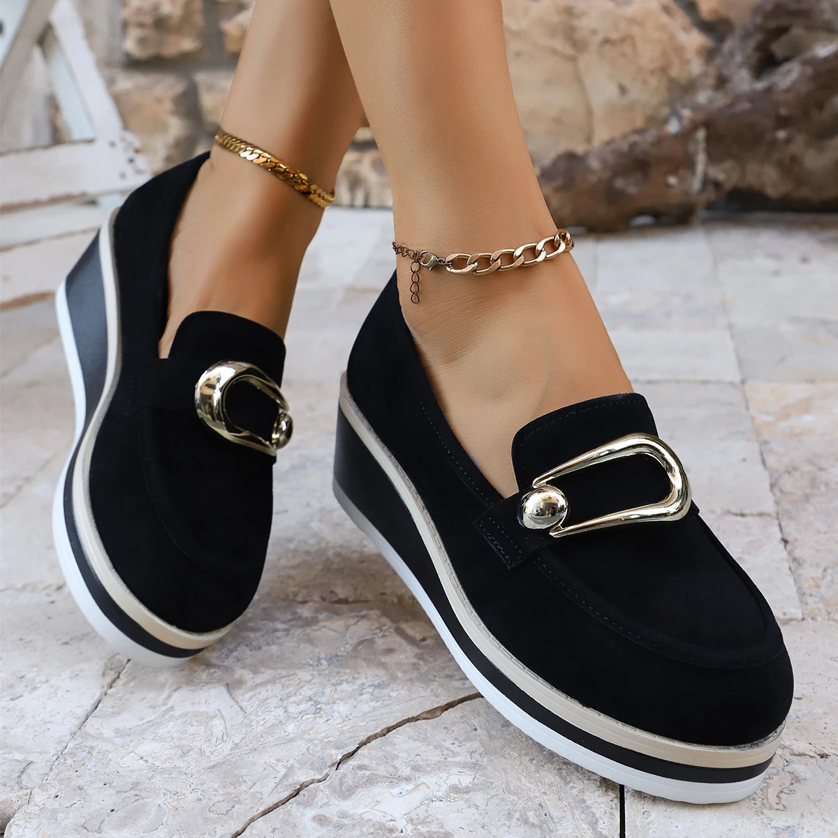 Modische, heiß begehrte, elegante Schuhe mit Absatz, passend für Frühling und Herbst, neue, runde, bequeme, lässige Damenschuhe