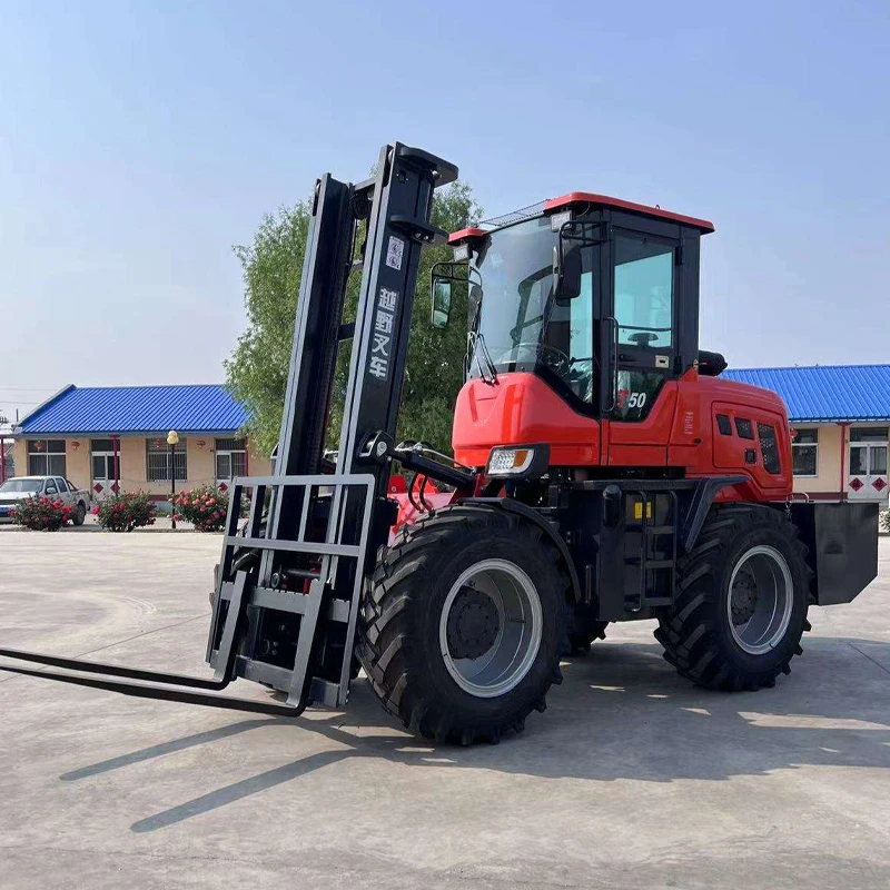 Off-road Forklift Hydraulic Lift 4 x 4 Four Wheel For Rough Terrain  Strong Bearing Capacity All-Terrain Forklift