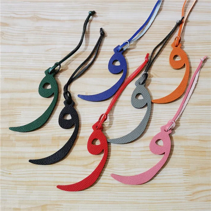 Cute Handmade Leather Keyring Arabic Alphabet Car Keychain Animal Key Chain Women Ladies Bag Pendant Accessories