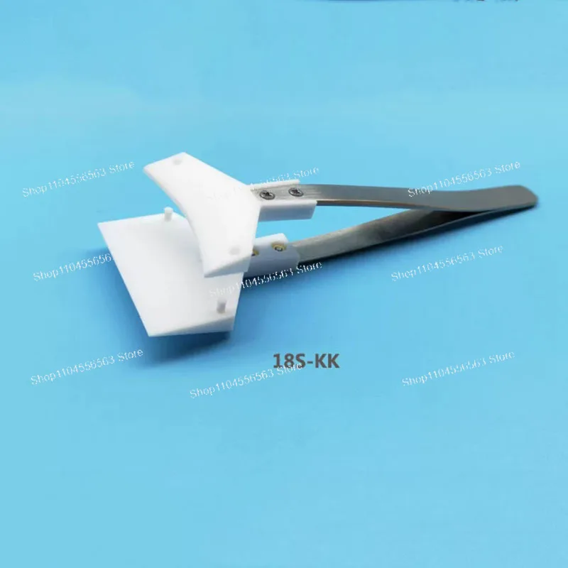 PTFE Wide Tip Tweezers Acid Alkali Resistant Anti-Static for Semiconductor Wafer Silicon Chip with Serrated Handles