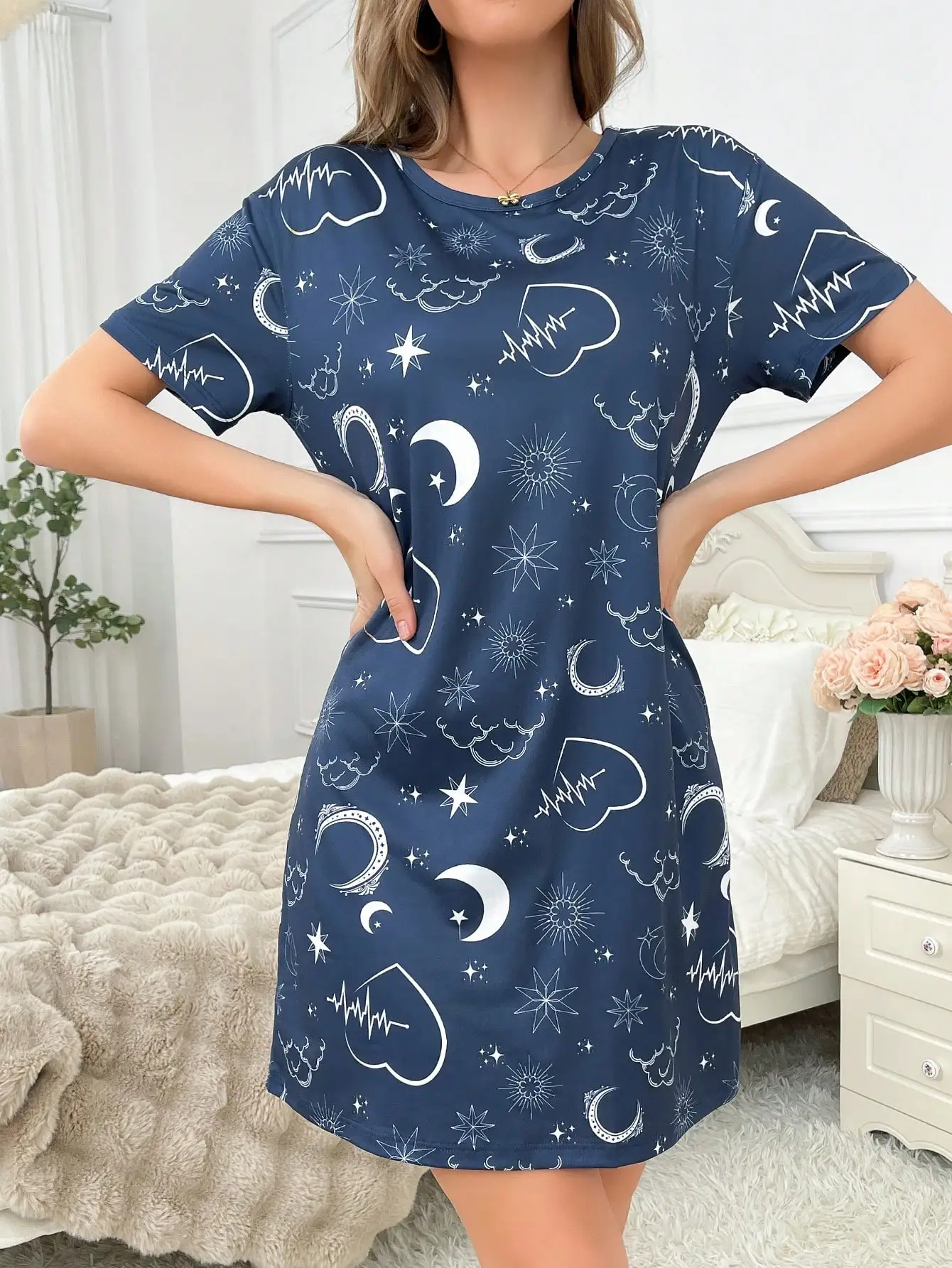 Spring and Summer Women's Nightgown, Fashionable Printed Comfortable Casual Short-Sleeved Nightgown That Can Be Worn Outside, Nightgown for Women
