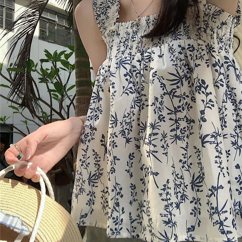 Chic Women Sleeveless Camis Tops Summer Clothes 2024 New Korean Popular Style Female Loose Casual Floral Print White Tops