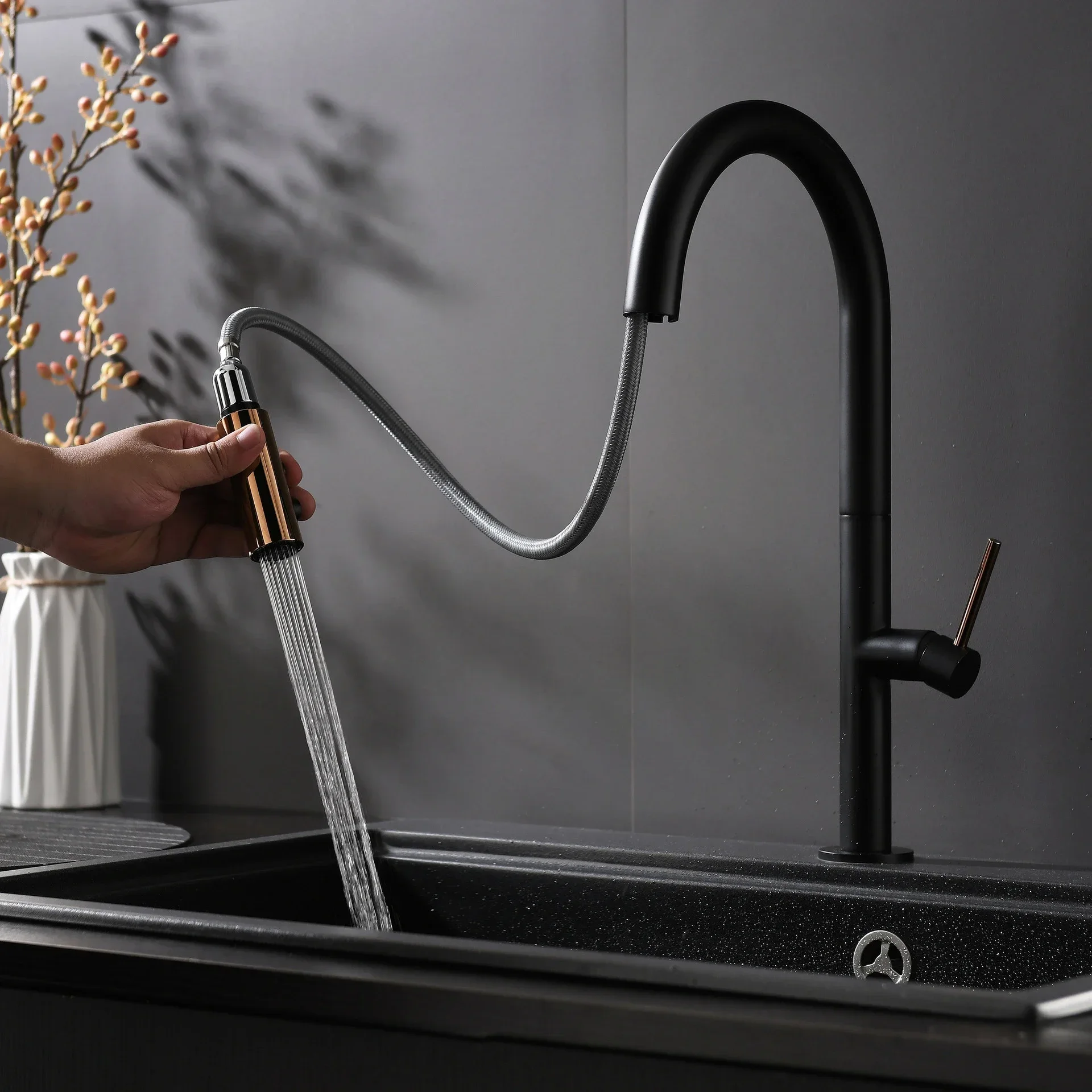 Black Rose Gold Kitchen Intelligent Induction Sensor Faucet Single Handle