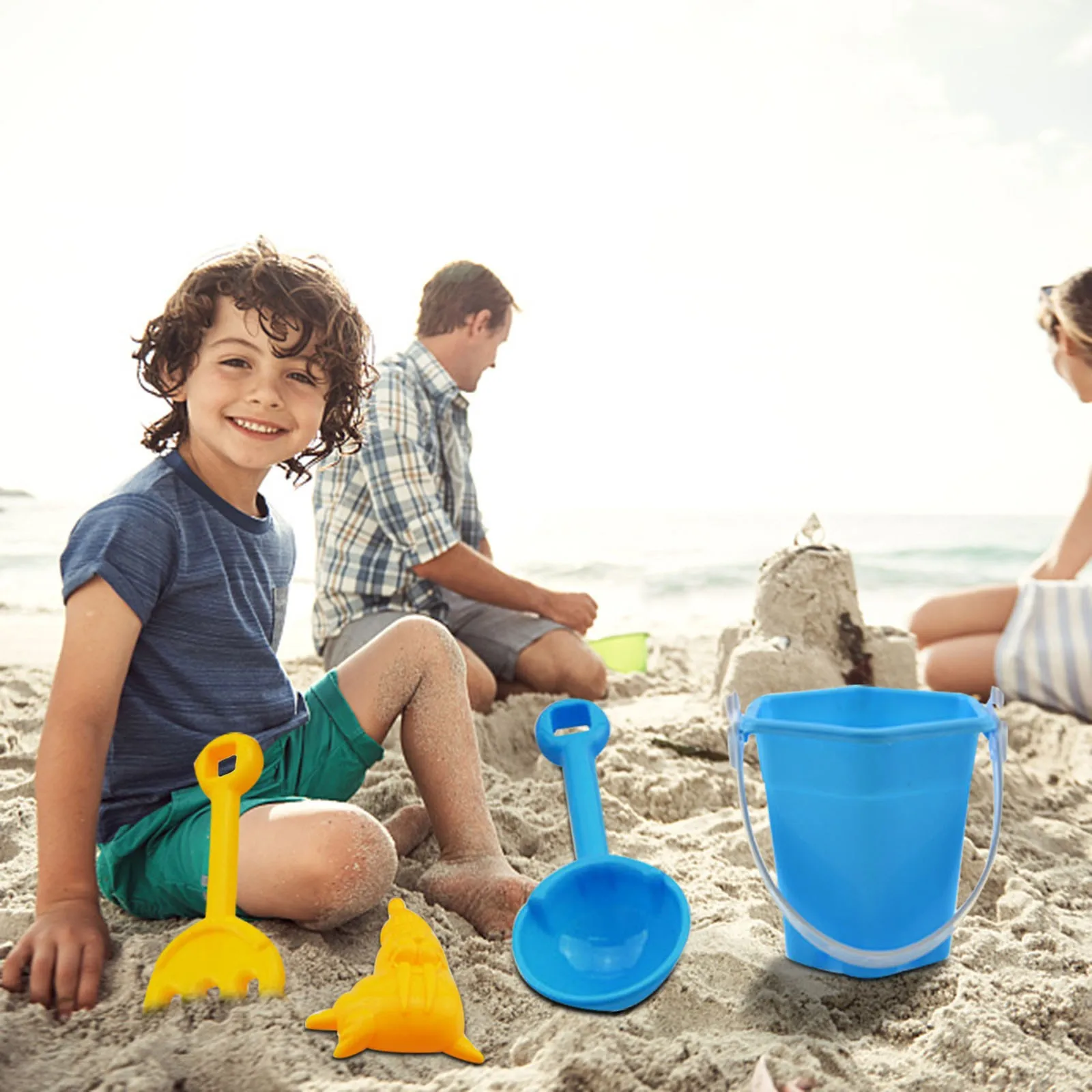 Random 7PCS Summer Beach Toys for Kids Sand Set Beach Game Toy for Children Beach Buckets Shovels Sand Gadgets Water Play Tools