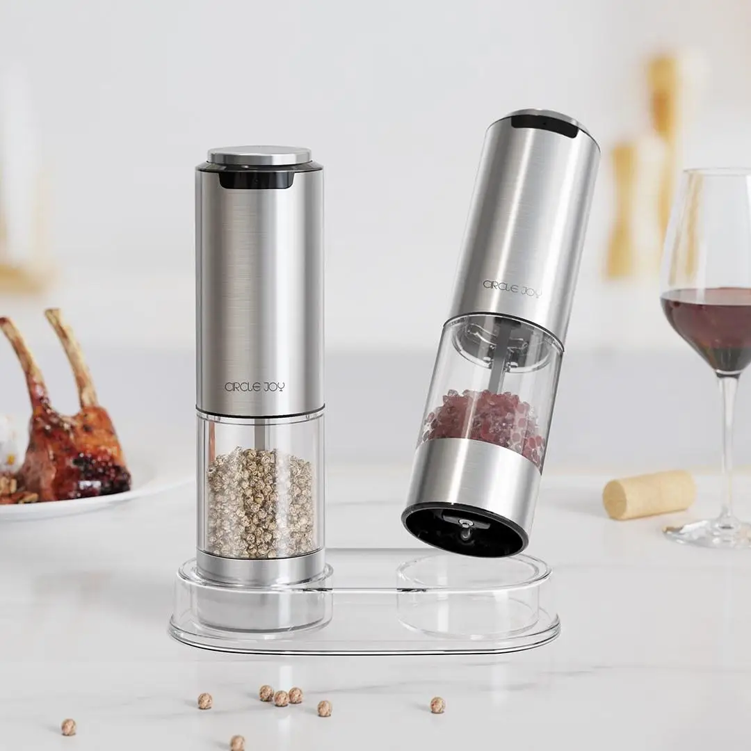 مجموعة مطحنة فلفل وملح بحري من الفولاذ المقاوم للصدأ قابلة لإعادة الشحن كهربائية من سيركل جوي مع قاعدة مطحنة توابل ملح أوتوماتيكية
