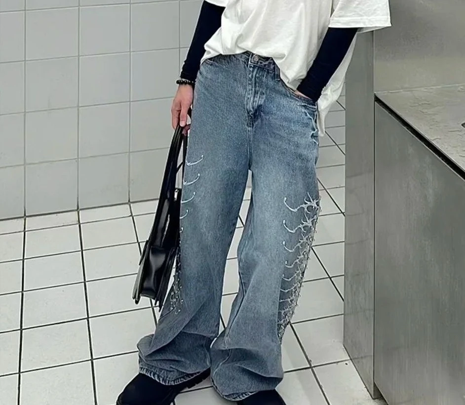 

Американские джинсы прямого кроя в стиле ретро с индивидуальными декоративными заклепками, светло-голубые, повседневные брюки для мужчин и женщин, для уличного стиля.