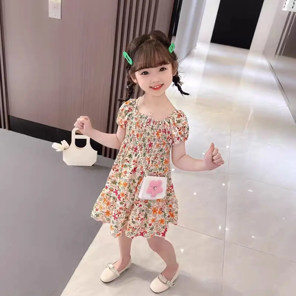 

Sweet Puff Sleeve Girls Floral Dress Square Neck Loose Summer Kids Dresses Flower Pleated Children Princess Dress Students