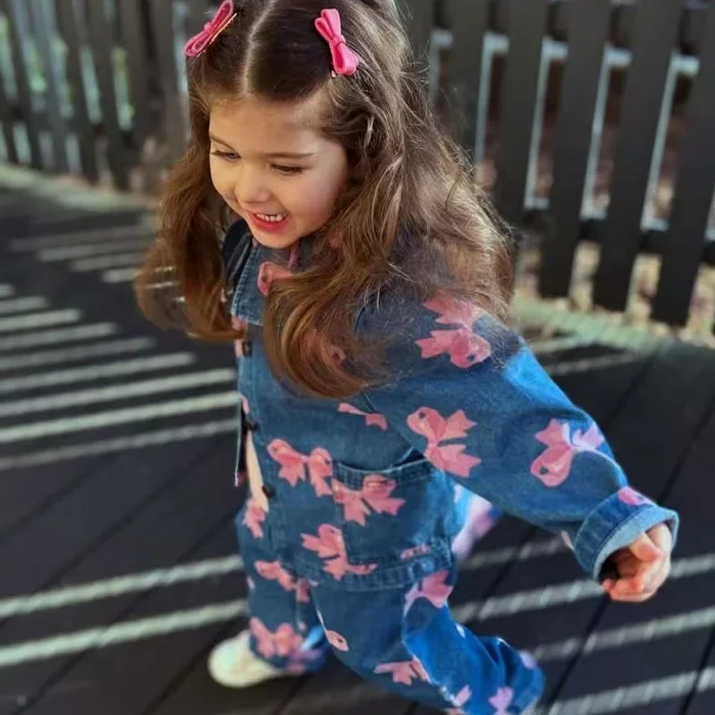 2025 جديد الدنيم الأطفال مجموعة KS لطيف القوس طباعة طفلة الدنيم فستان موضة الصبي الدنيم سترة بوتيك ملابس الأطفال