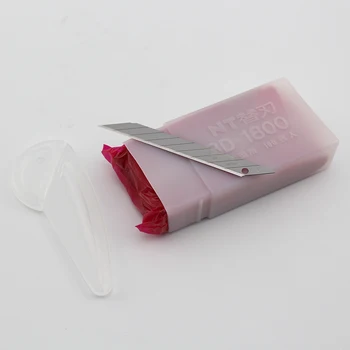 Japan NT Cutter BD-1800 lama pieghevole da 9mm in acciaio inossidabile con pellicola per cellulare da 30 gradi 100 pezzi