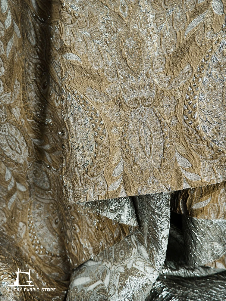Resplendent palace style, European bright silk blend, three-dimensional texture, embossed jacquard fabric, jacket, designer fabr