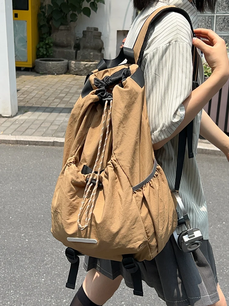 高校生バックパック大容量カジュアルファッショナブルなダブルショルダーバッグトレンディな韓国語バージョン INS 旅行バックパック女の子のための