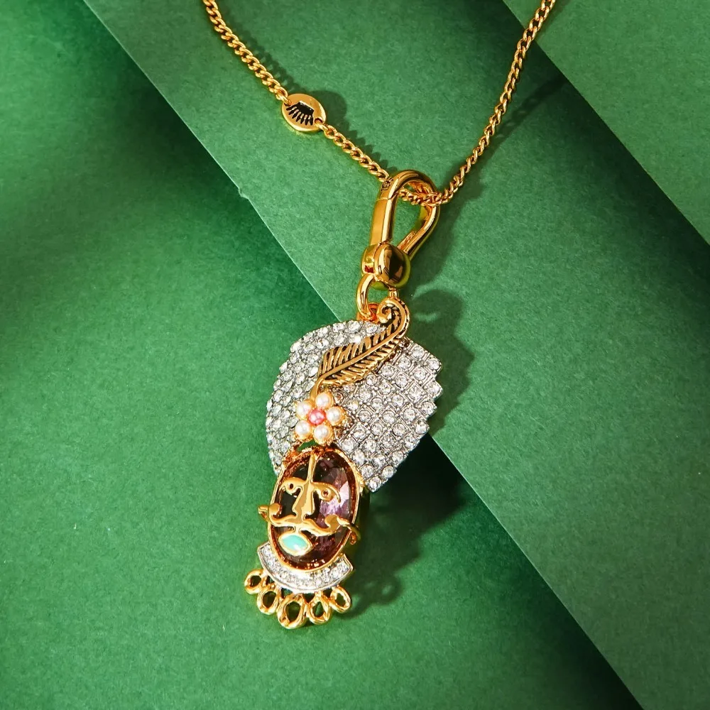 

2026 New Style Zircon-Inlaid Human Face Pendant Necklace - High-End Luxury Jewelry for Men and Women