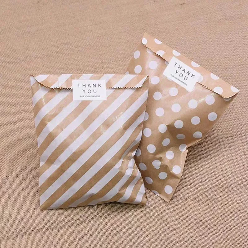 10/50pcs Wave Dot Kraft Paper Candy Biscuit Bags Packing Pouch Popcorn Birthday Gifts Wrapping Supplies Pastry Festive Package