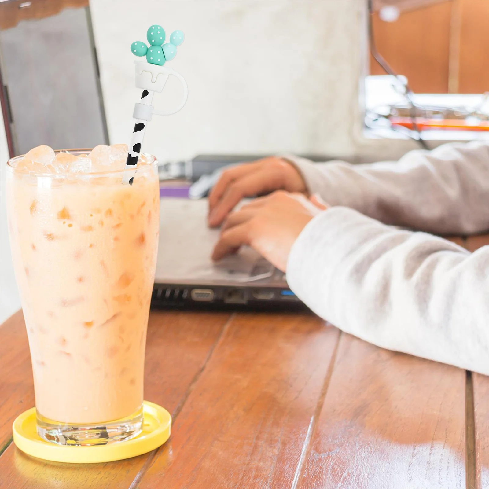 

4Pcs Creative Silicone Straw Tips Covers Lids Assorted Color Healthy Material Lively Party Accessory Straw Tip Cover