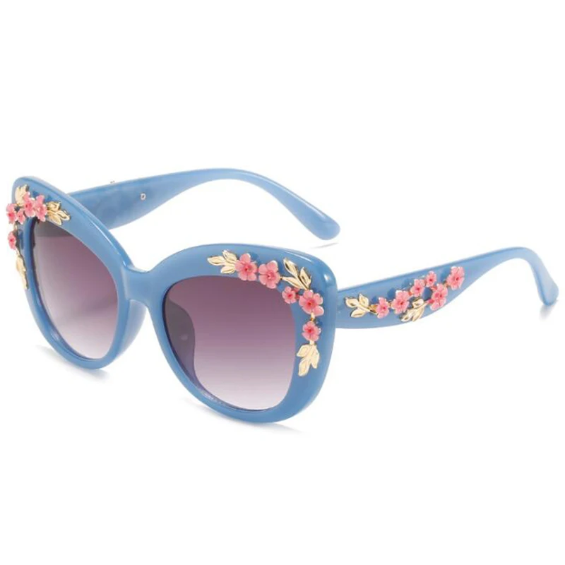 Female Flower Decoration Frame Eyewear Baroque Vintage Cat Eye Sunglasses Women Luxury Designer Sun Glasses Fashion Pink Shades