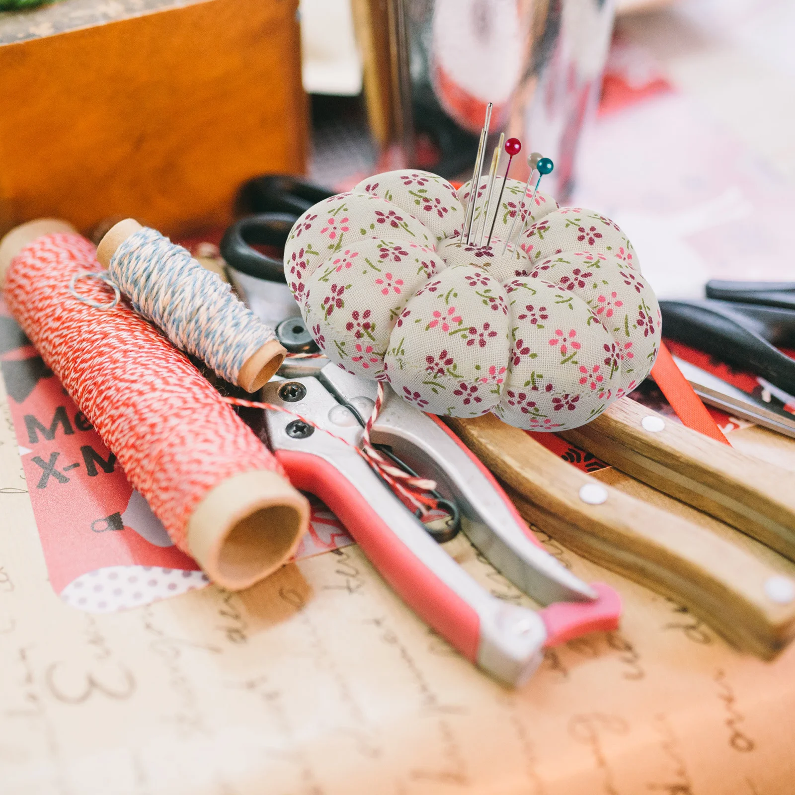 

2Pcs Pumpkin Embroidery Pin Cushion Needle Holder Soft Cotton Small Convenient Sewing Accessory Practical Cross Stitch Tool