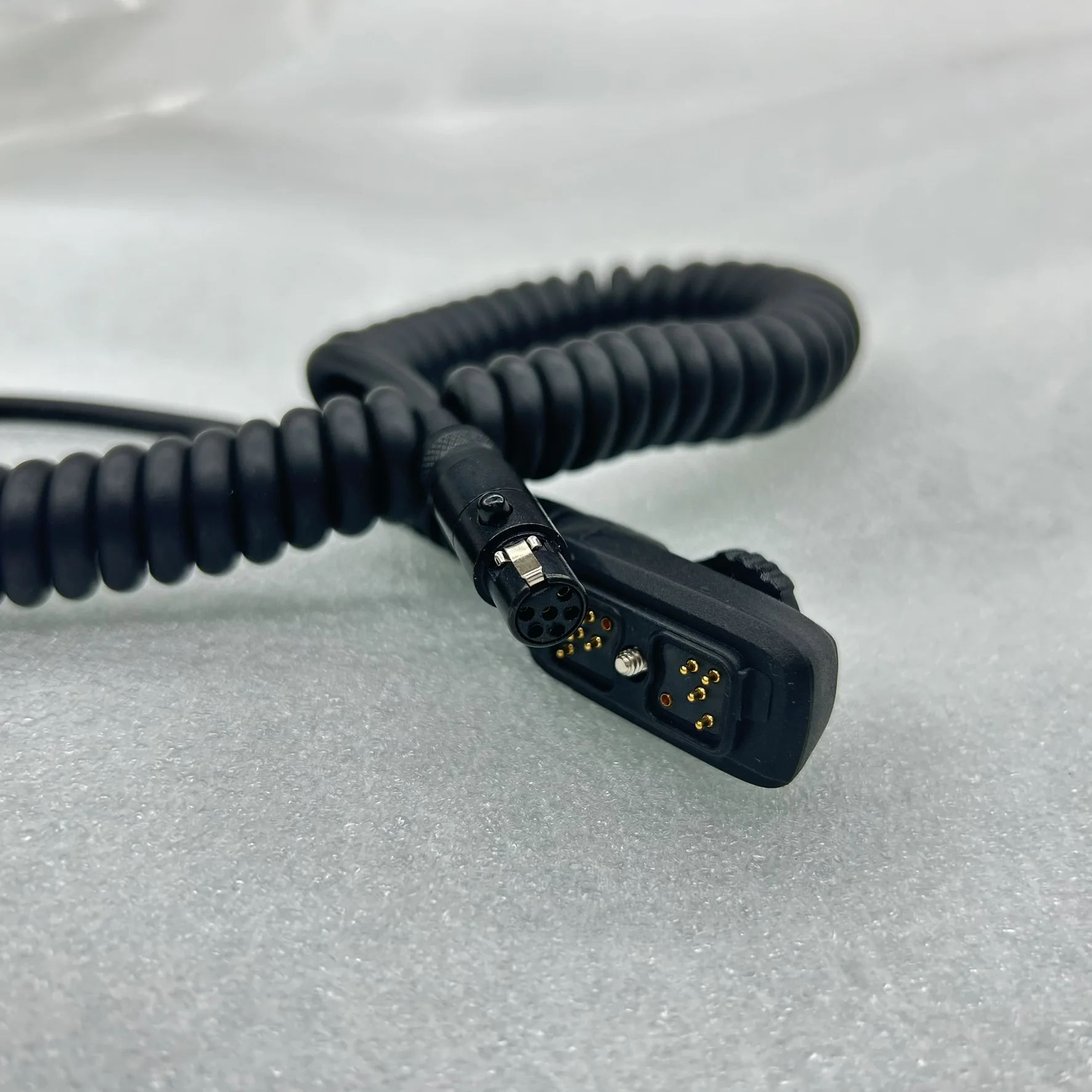 professional-ptt-data-conversion-cable-bottom-exit-for-pd780-980-radios