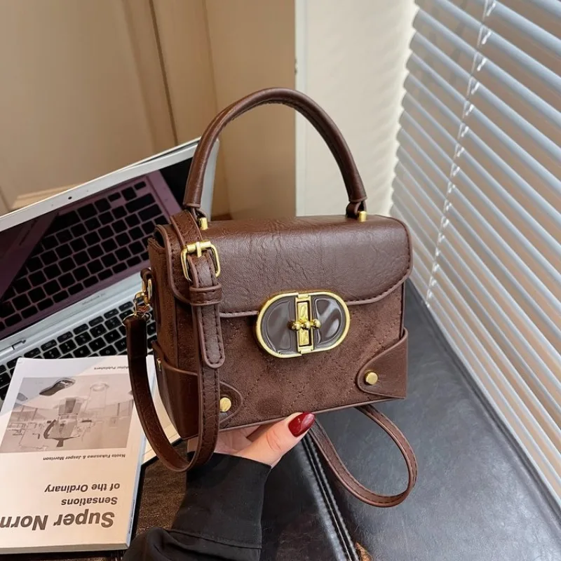 

Женская модная сумка через плечо, универсальный стиль для работы, путешествий и ежедневного использования, регулируемый ремень, легкий дизайн