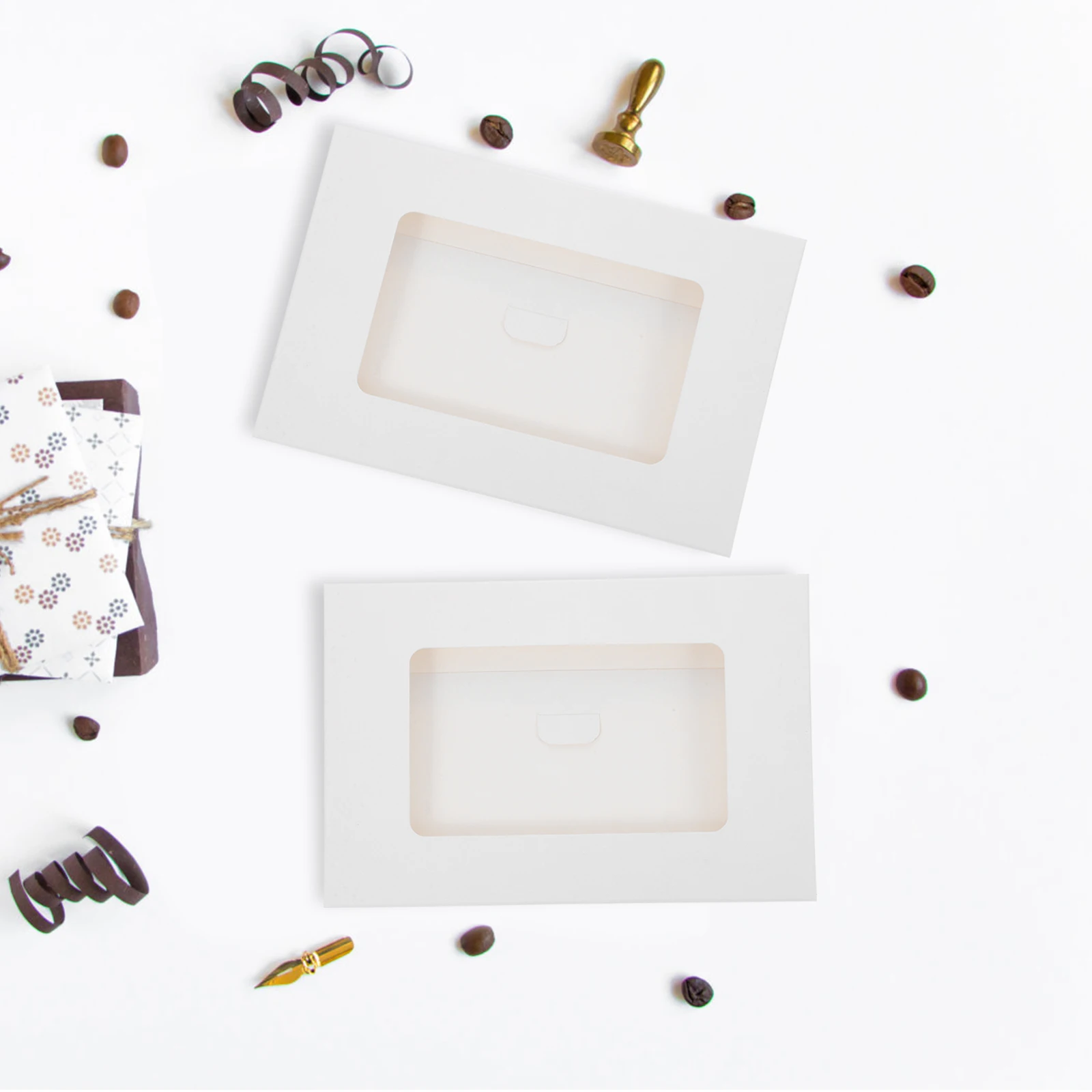 

30pcs Full Face Cardboard Frames Diy Craft Clear Window White Booklet For Photos Catalogs Magazines Brochures Storage Paper