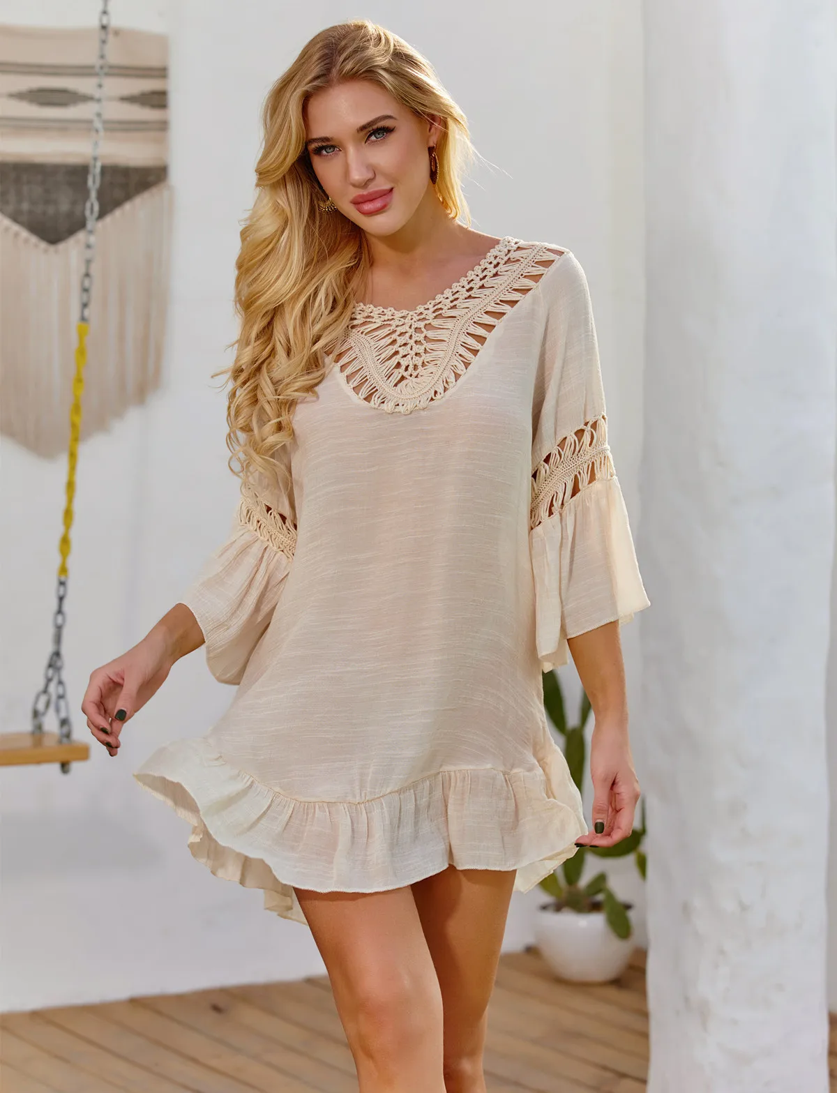 女性用バックレスレースアップビキニカバーアップ、ハンドメイドクロシェフリンジネックビーチドレス、Vネックハーフスリーブ、フリルバック、カラーボール