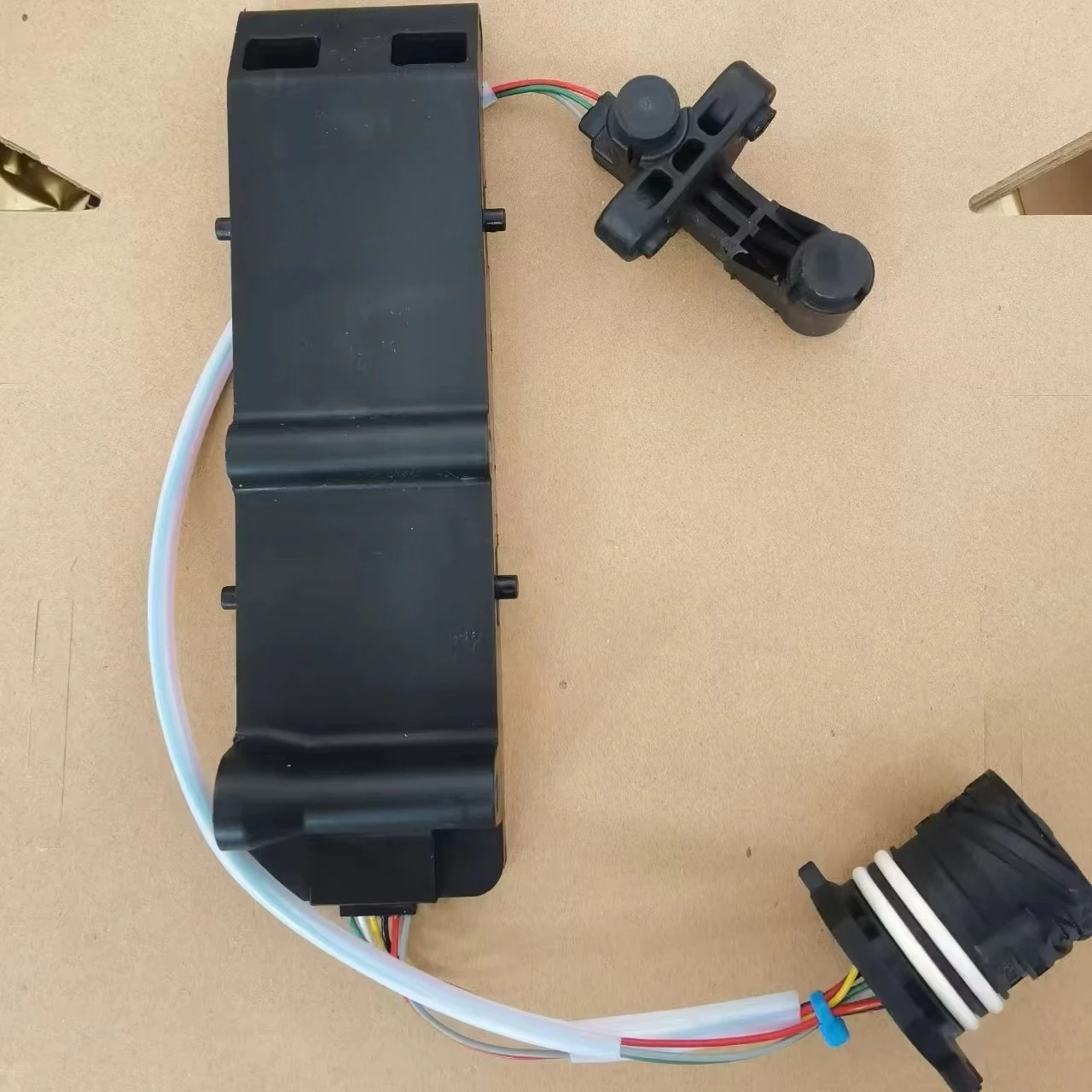 

The PDK Transmission Gear Sensor Is Compatible for Second Generation 997 987, 991, and 718 Remanufacturing Sensor