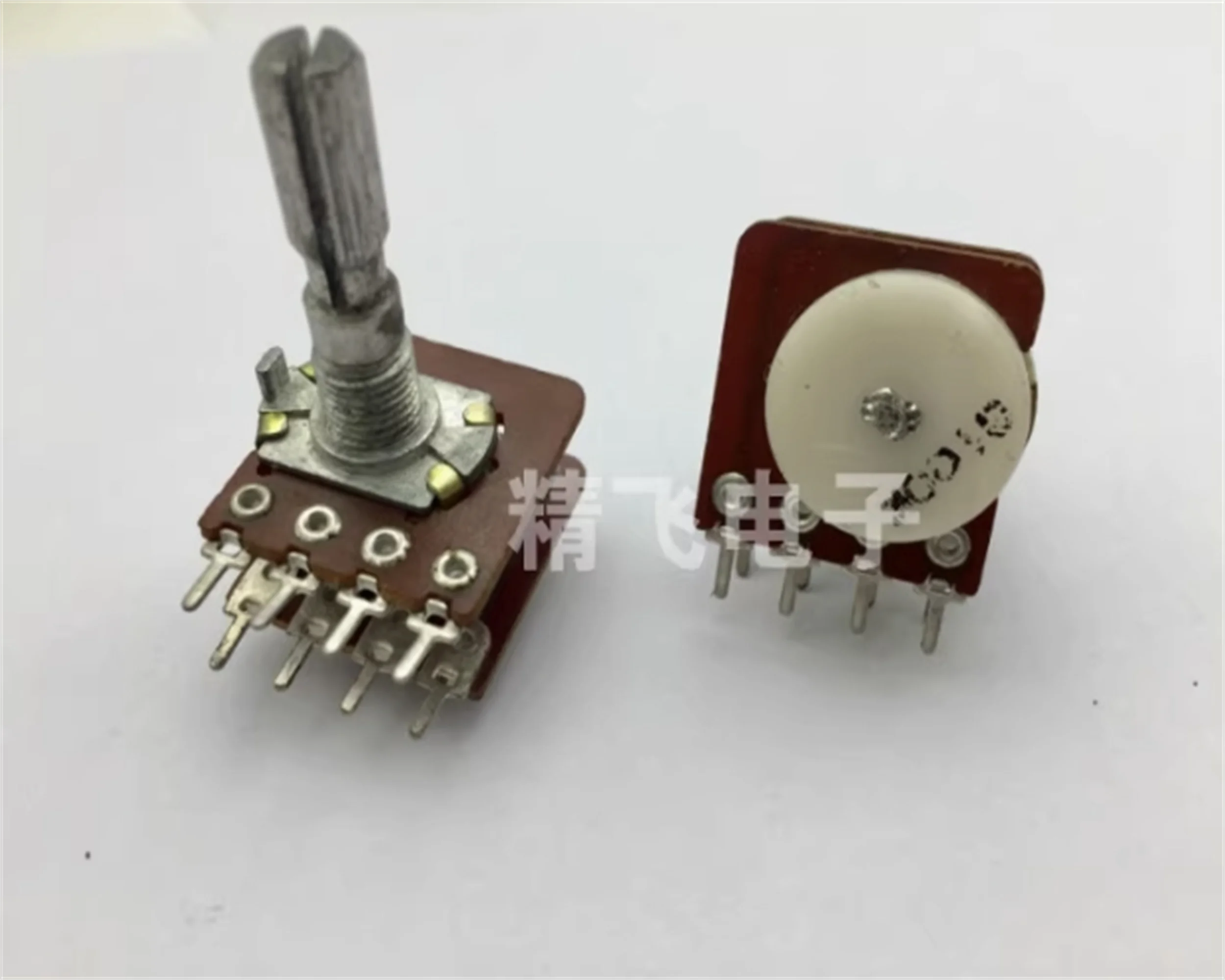 1 PCS high-quality RK163 dual potentiometer with B100K * 2 axis length 25MM serrated 41 positioning