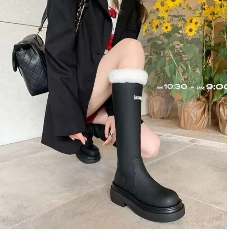 

2025 New Women's Mid-Calf Snow Boots Winter Slimming Elegant Waterproof Booties Warm Plush Lined Anti-Slip Long Boots