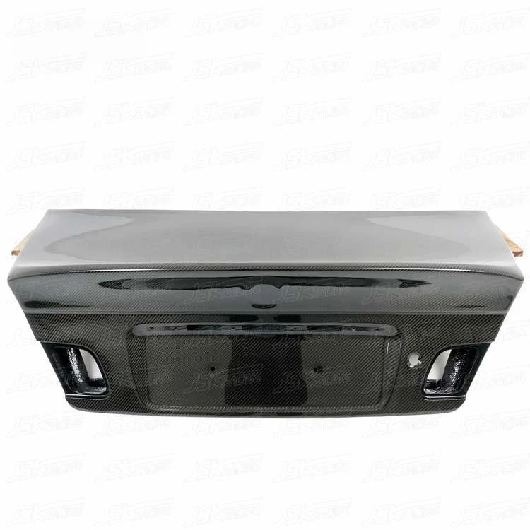 

1999-2005 CSL STYLE CARBON FIBER REAR TRUNK