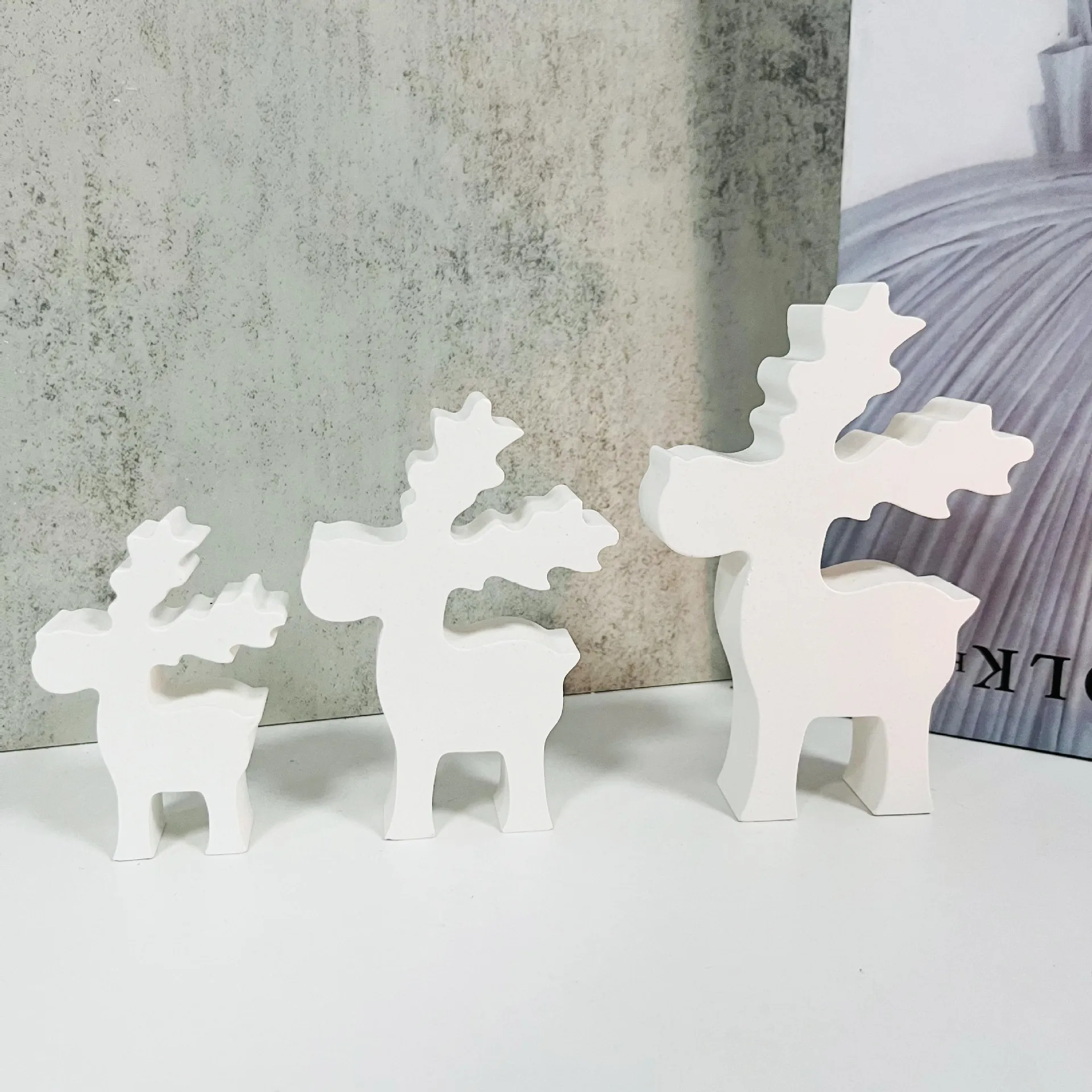 Elk Shaped Silicone Mold Plaster Cement Ornament Making Tools Home Decor Resin Casting Aromatherapy Mould