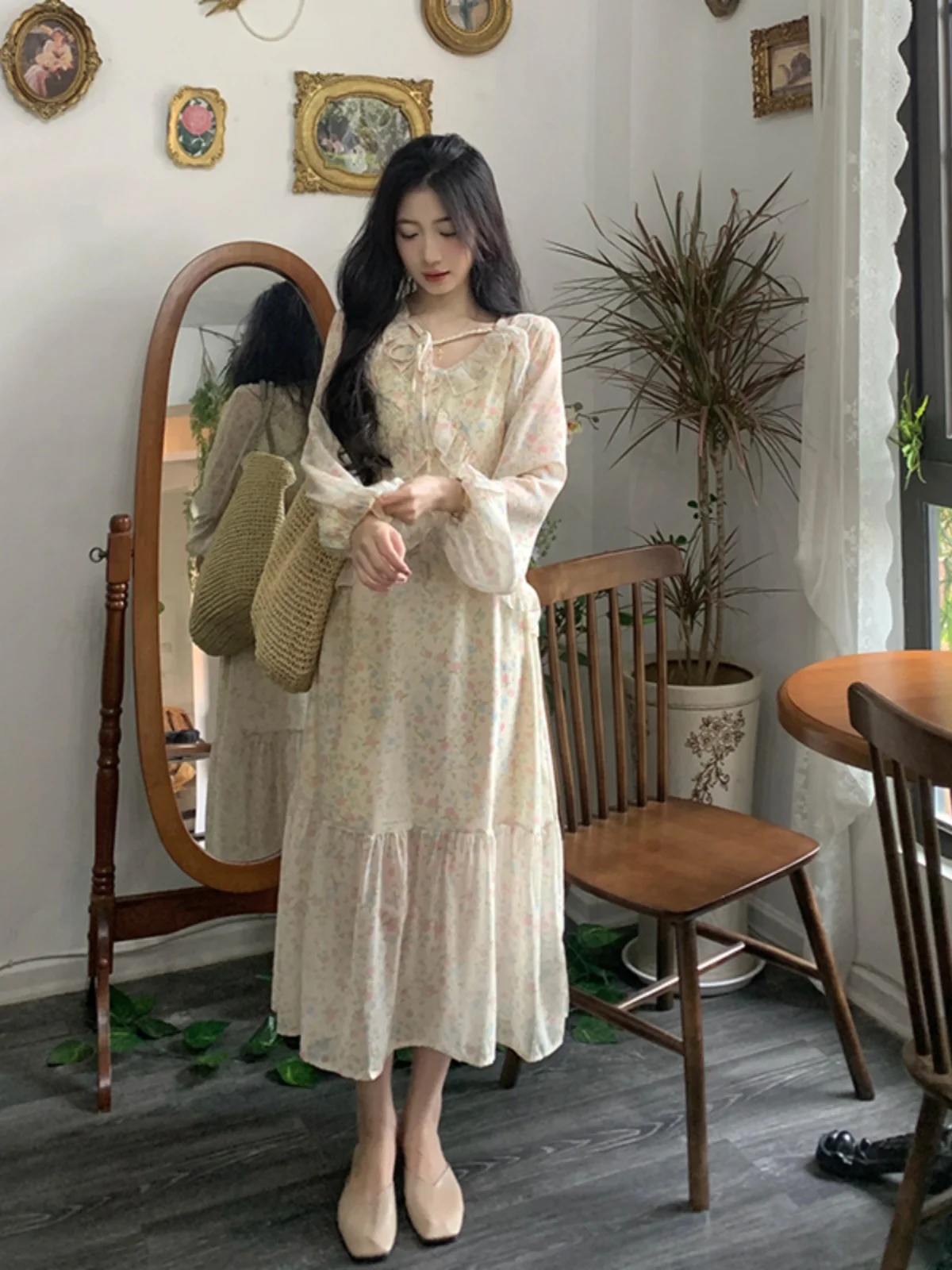 

plus Size Floral Print Long Sleeve Dress Spring 2024 High Waist Slimming Gored Skirt Knee-Length Korean Style V-Neck Dress