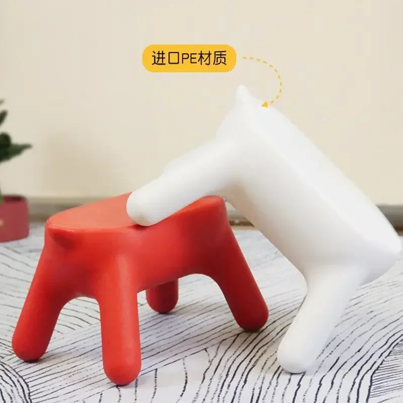 

Nordic Furniture Creative Plastic Stool Children's Chair Living Room Seat Mobile Outdoor Camping Stool Modern Cartoon Stools