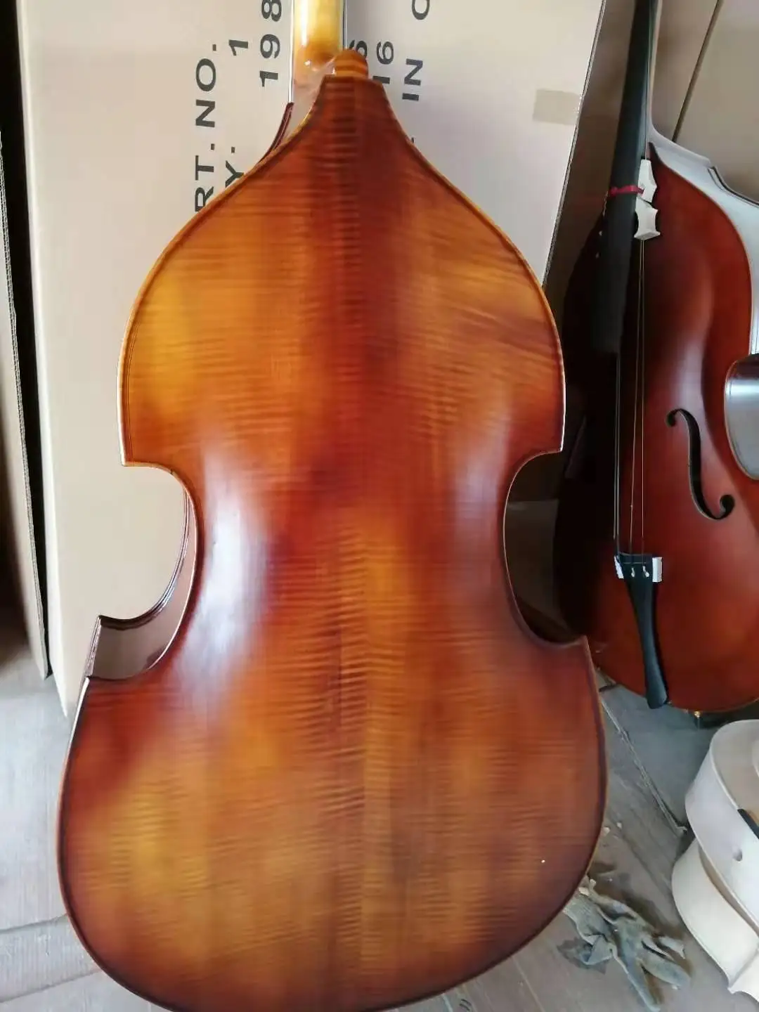 

Cheap Basswood Paste Wood Flamed Double Bass 3/4