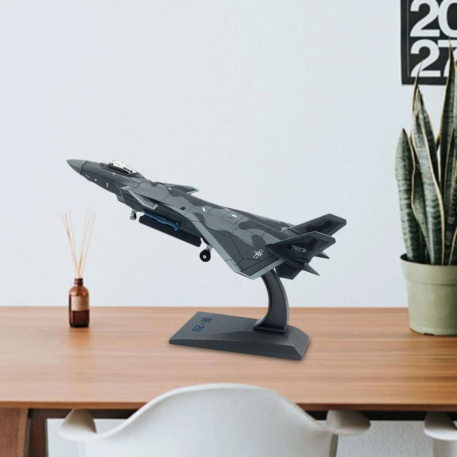 Aolly Diecast 1/100 Scale J-20  Diecast Model with Display Stand