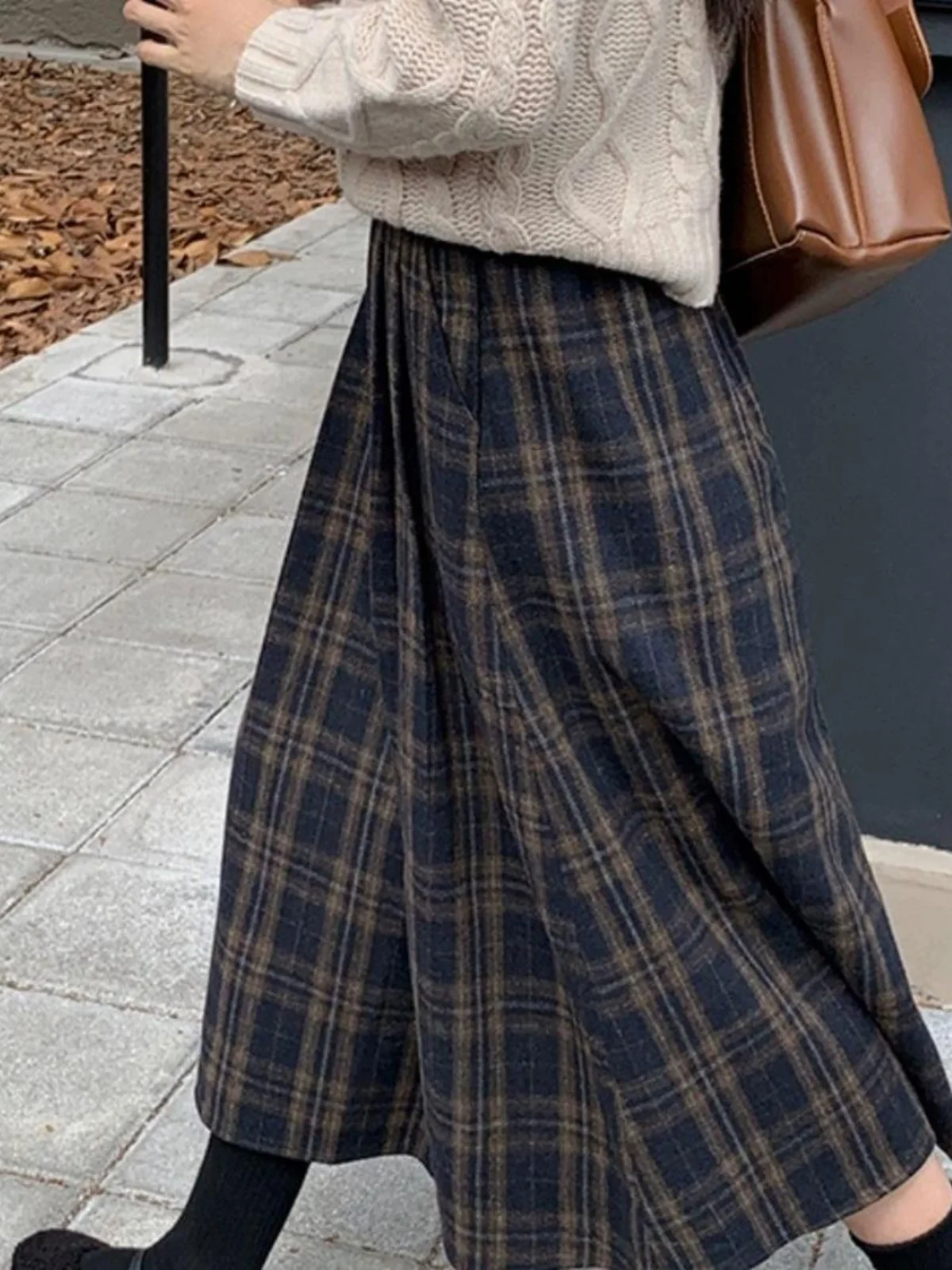

Retro Japanese Plaid Woolen Skirt Women's Spring Small Size Midi Plaid Pleated A-Line Long Skirt Slimming Effect