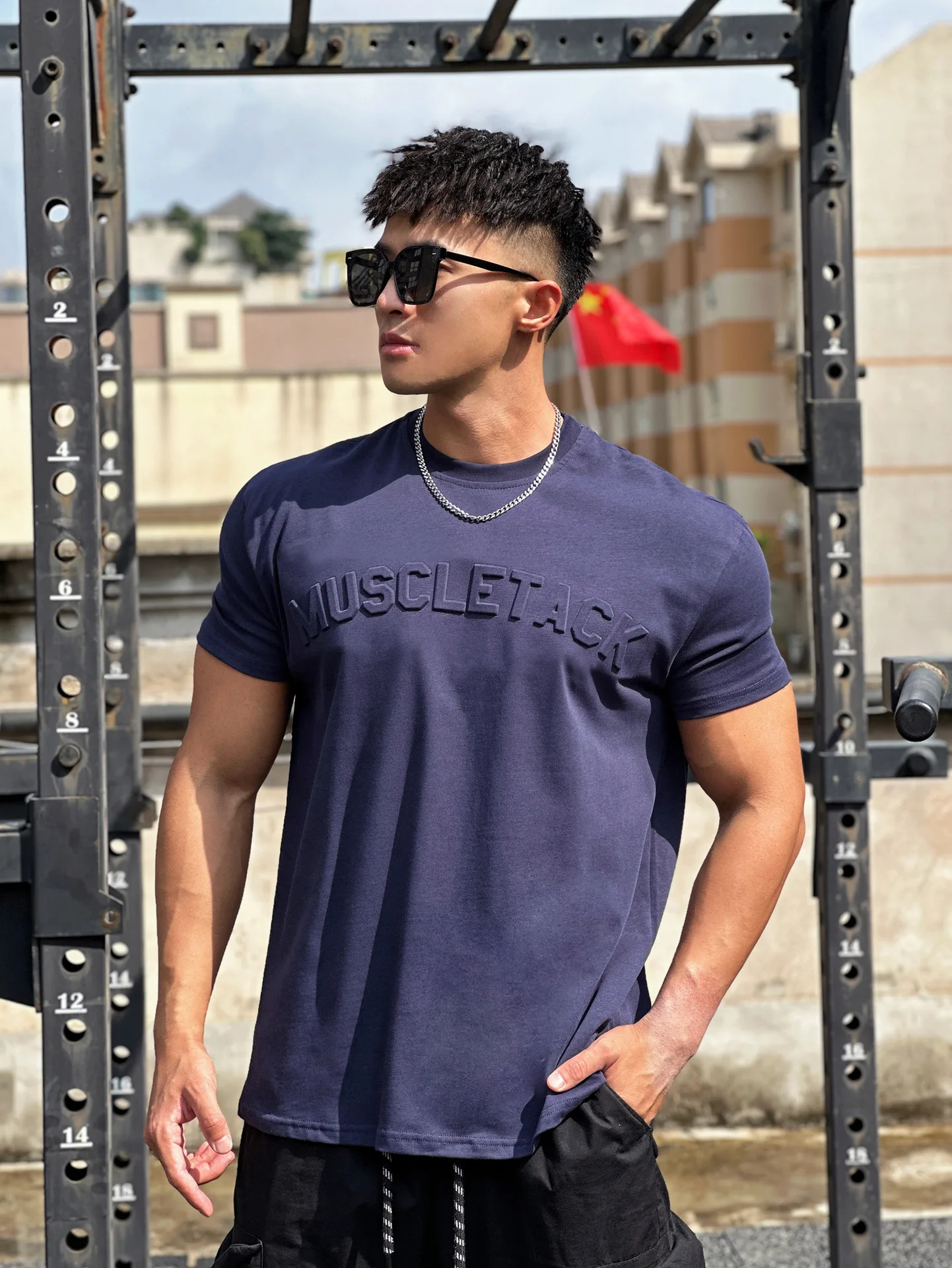 

Summer Men's Short Sleeve Fitness T-shirt Cotton Loose Leisure Sports Gym Running T-shirt New Europe And The United States