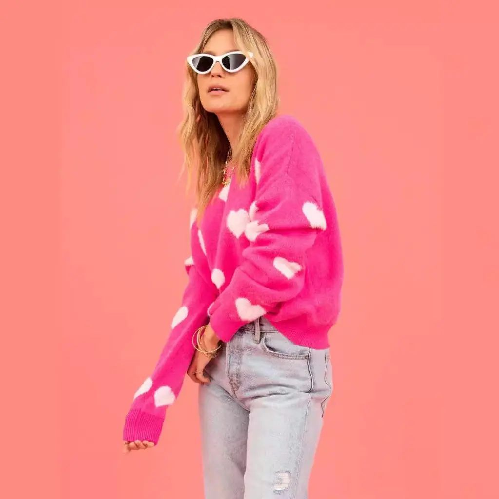 

Spring Large Size Women's Heart Sweater round Neck Pullover Fashionable European American Style Valentine's Day Theme
